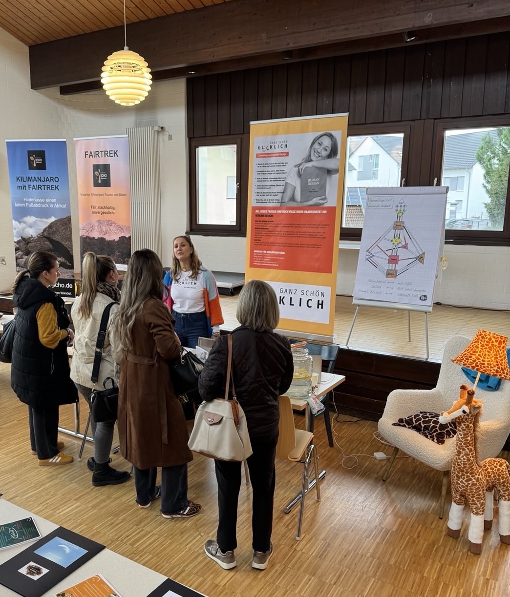 Tanja Schön bei der Messe in Kappelwindeck mit Human Design